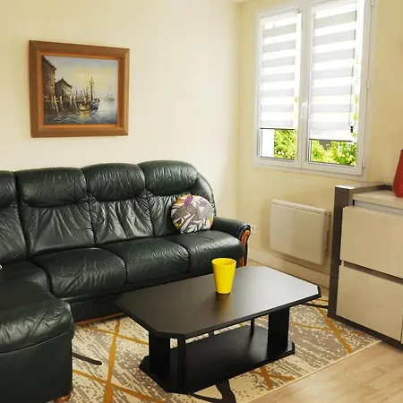 Holiday home Maison De 3 A 400 M De La Kairon - Pair Sur