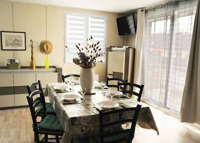 Maison De 3 A 400 M De La Kairon - Pair Sur * سان-بير-سور-مير